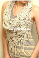 Eleven Handmade- Linda Skuja - Triangle Cowl
