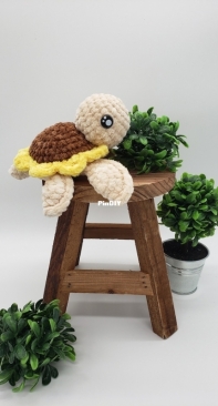Happy Turtle Crochet - Happy Bean Crochet - Megan Fetzer - Mini Sunflower Turtle