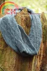 Crosspatch Cowl by Coolcats Designs - free