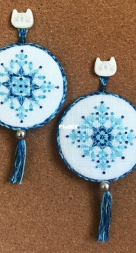 Snowflake 1 and Snowflake 2 by Durene Jones - Free