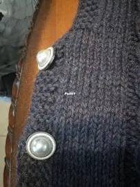 Vest 1
