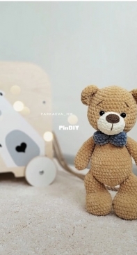 Parkaeva HM - Anastasia Parkaeva - Анастасия Паркаева - My teddy bear - Мой плюшевый мишка - Russian