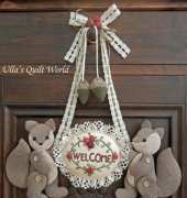 Ullas Quilt Worl-Squirrel Welcome -Japanese