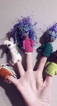 Crochet finger puppets