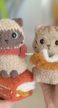 Crochets By Liza - Liza - The Bookish Cats