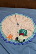 Tropical tree skirt