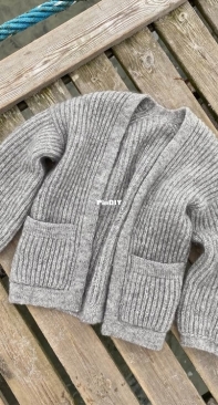 November Jacket by Mette-Wendelboe Okkels - PetiteKnit - German