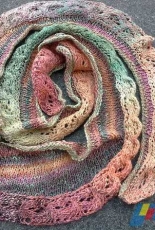 Der Nichtwürger /The Not-chocker Shawl by Claudia Nelson CoonieKnits Designs-English,German-Free