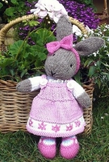 Debi Birkin Designs - Bunty Bunny Rabbit with removable dress-Spanish