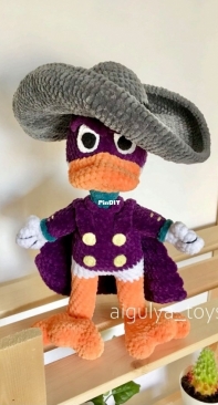 Aigulya Toys - Aigul Nisafutdinova - Айгуль Нисафутдинова - Darkwing Duck - Черный плащ - Russian
