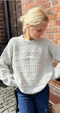 Storm Sweater - Translated to Russian by Lingvaknit