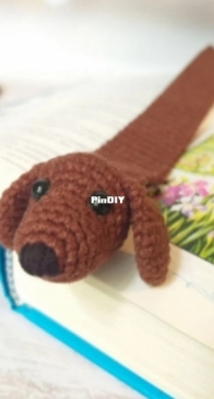 Faina Cute Toys - Irina Stoyanova - Dachshund Puppy Bookmark