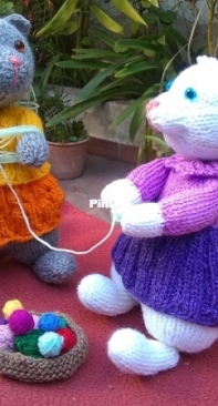 Kitty Knitting Klub