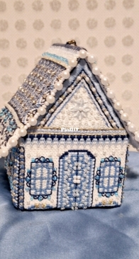 Crystal Hut by Fun Sheep
