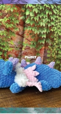 Red Mills Crochet - Emily Sorrell - Darling Baby Dragon