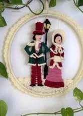 Andersonscreations - LoisLeigh Anderson - Victorian Carolers Wall Hanging