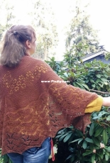Evelynn Shawl by Ficha