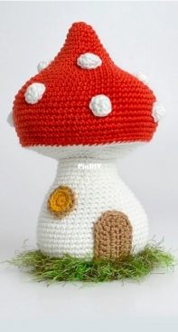 Círculo Yarns - Claudia Stolf - Glow in the dark mushroom - Free