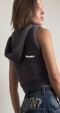 Cozy Bare Hoodie by Caroline Edal - Hobbii - French - Free