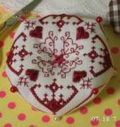 Four Little Hearts (biscornu)