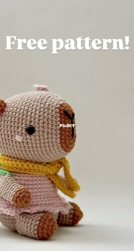 Amour Fou - Carla Mitrani - Lili the Capybara - Free