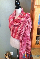 Eyelet Stitch Chunky Prayer Shawl by Louis Chicquette -Free