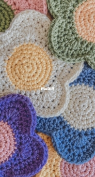 Hay Hay Crochet - Heather Brooke - Daisy Flower Coaster - Free