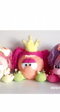 Mala Designs - Mandy Herrmann - Murmellinos Pig Headed Girls - German