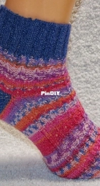 Tanja Tango Socken by Heike Häuptner-German-Free