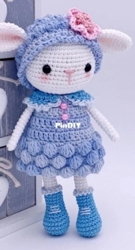 Les Petites Mains de Khuccay - Khuc Cay - Hoàng Thị Ngọc Ánh - Lily the Lamb