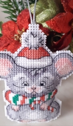 Plastic canvas mouse