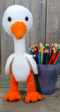Happy Hook Designs - Megan Alameda - Granny The Gracious Goose - Free
