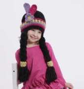 Drops Design -Indian hat with plait and feathers- free