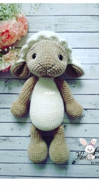 Handmade by Mako - Marcin Makowiec - Hannah/ Hania the Sheep - Owieczka Hania - Polish