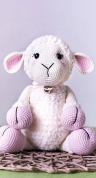 Cuddly Stitches Craft - Petra S. - Lolla the Sheep - Free