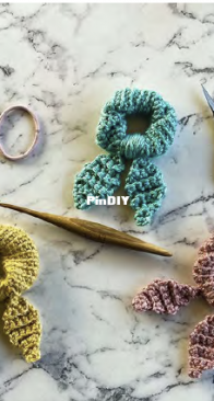 Itchin for some Stitchin - RaeLynn Endicott - Quick and  Easy Scrunchie  - Free