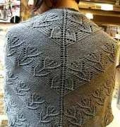 Grey Triangle Shawl by Anna Kuduja -Free