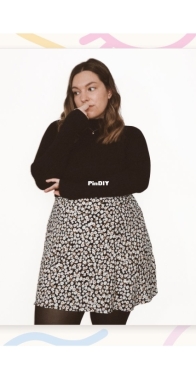 Les Perlines -  Reso Mini Skirt - Size Aa- Oo - English/French