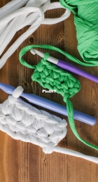 Winding Road Crochet - Lindsey Dale - Thick T-shirt Yarn - Free