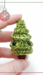 Delinlea - Danielle - Blogmas 2020 - Christmas Tree Amigurumi - Free