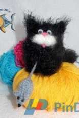 Igmary- Cat with a gift- Russian - Free