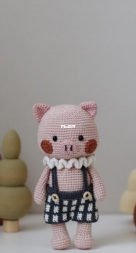 Hainchan Design - Hainchan - Hanh Tran- Cruz the little pig