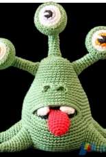 Zhaya Designs - Eddie the Extraterrestrial - German - Free