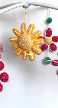 Ludasamigurumi - Ljuda Luda Lisnizkaja - Flower Mobile - Móbile de Flor - Portuguese - Translated