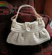 Lion Brand Yarn - 50942  - Crochet Handbag - Free