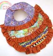 Jennifer Heynen - Ruffled Baby Bib