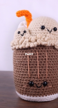 Stringy Ding Ding - Olive - Root Beer Float Ice Cream Amigurumi - Free