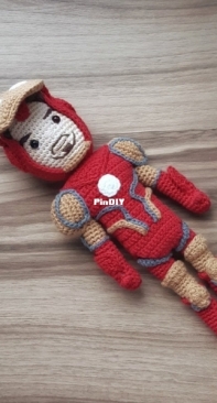 Amigurumi Art Crochet - Susana de Rivero - Ironman - Homem de Ferro - Portuguese - Translated