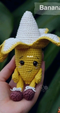 Rô Amigurumi - Rosâne Spera - Banana - Banana - English - Translated