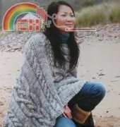 Classic Cabled Poncho by Claire Crompton [free]